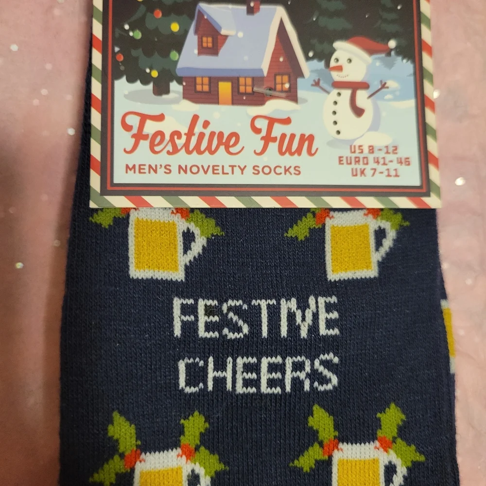 Beer Socks (2 pr) & Bottle Cap Bank* ~ Festive & Fun! NWT  FINAL PRICE!